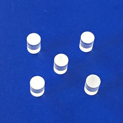 Lente de barra de zafiro de calidad de superficie personalizada 10/5-60/40 con transmisión UV a infrarrojo medio y tolerancia de diámetro de ± 0,005 mm para aplicaciones endoscópicas